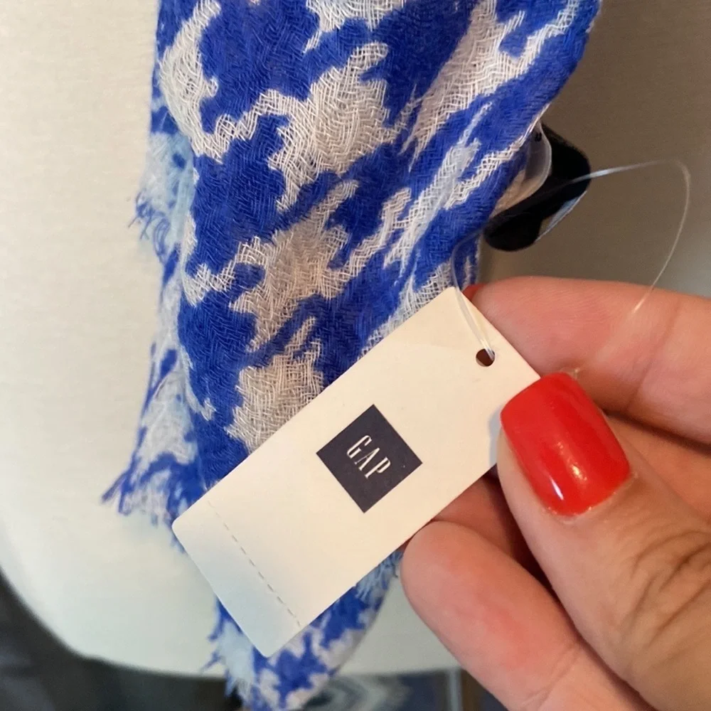 NWT! GAP blue white Houndstooth scarf coastal cowgirl resortwear quiet luxury